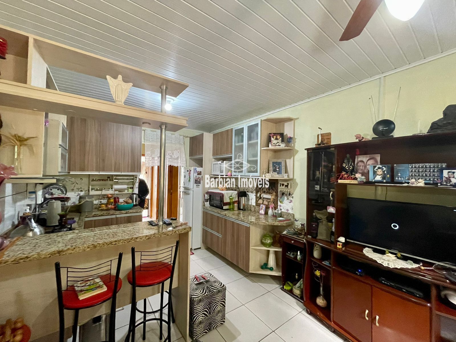 Casa à venda com 2 quartos, 69m² - Foto 6
