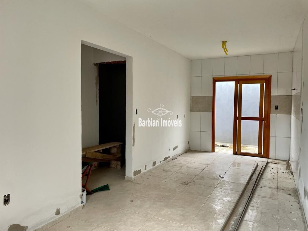 Casa à venda com 2 quartos, 53m² - Foto 3