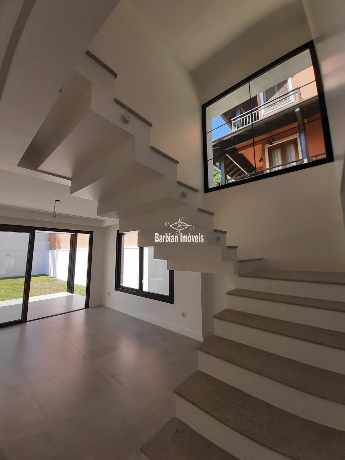 Casa à venda com 3 quartos, 208m² - Foto 15