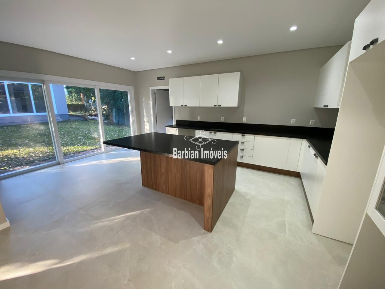 Casa, 3 quartos, 328 m² - Foto 9