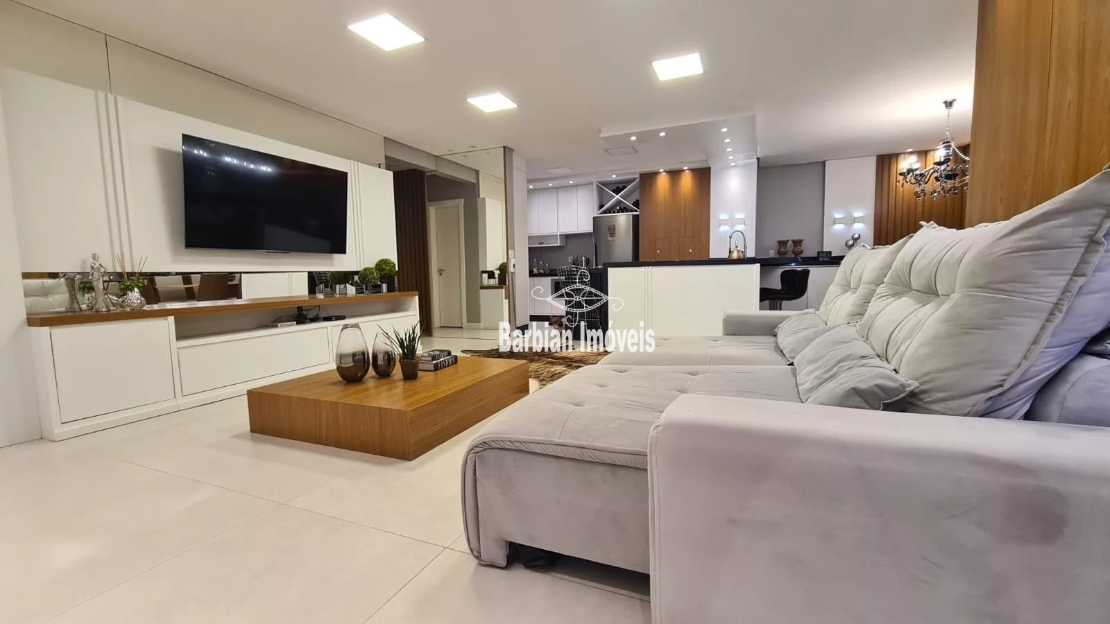 Apartamento, 3 quartos, 136 m² - Foto 1