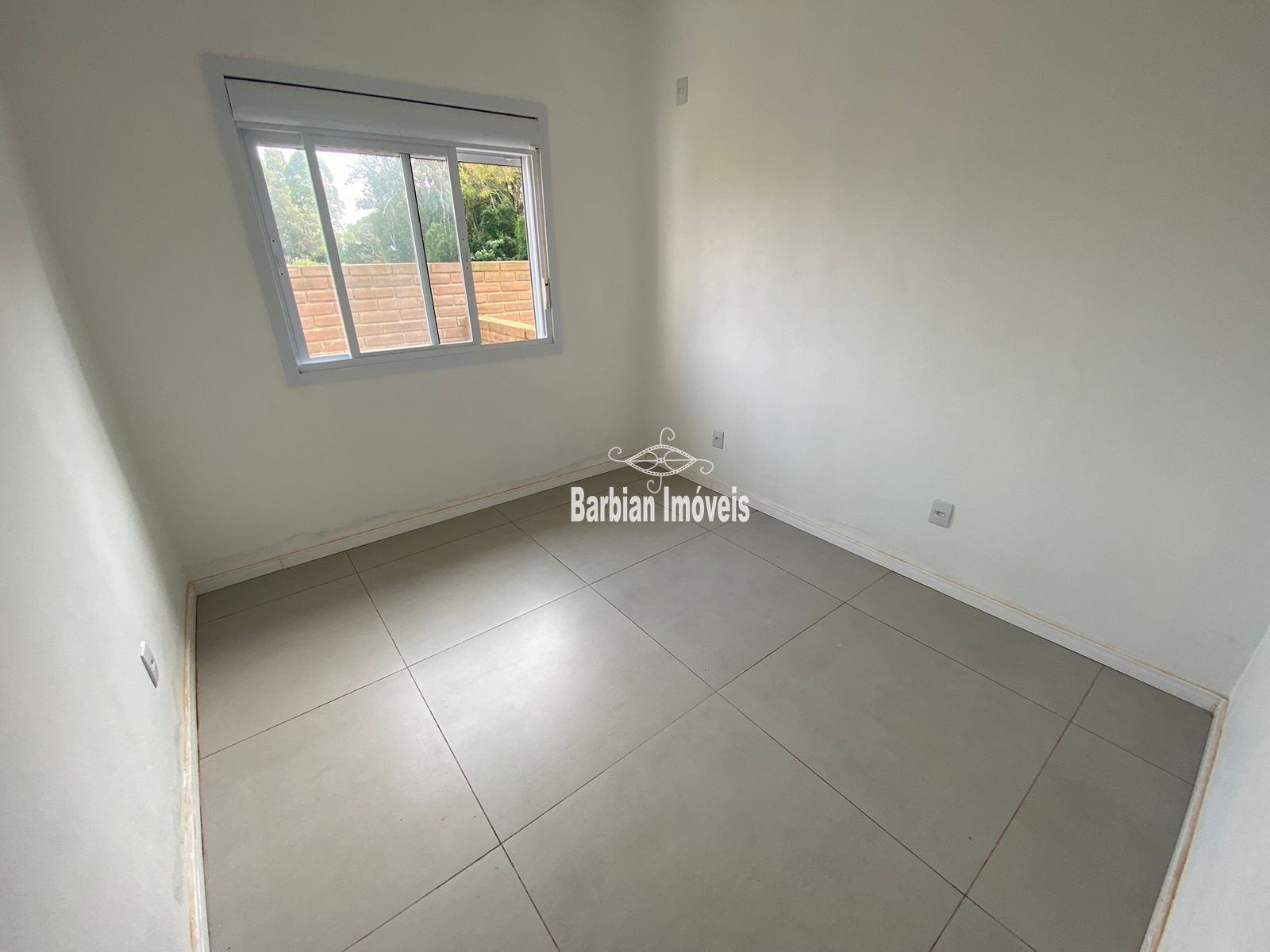 Casa à venda com 2 quartos, 55m² - Foto 11