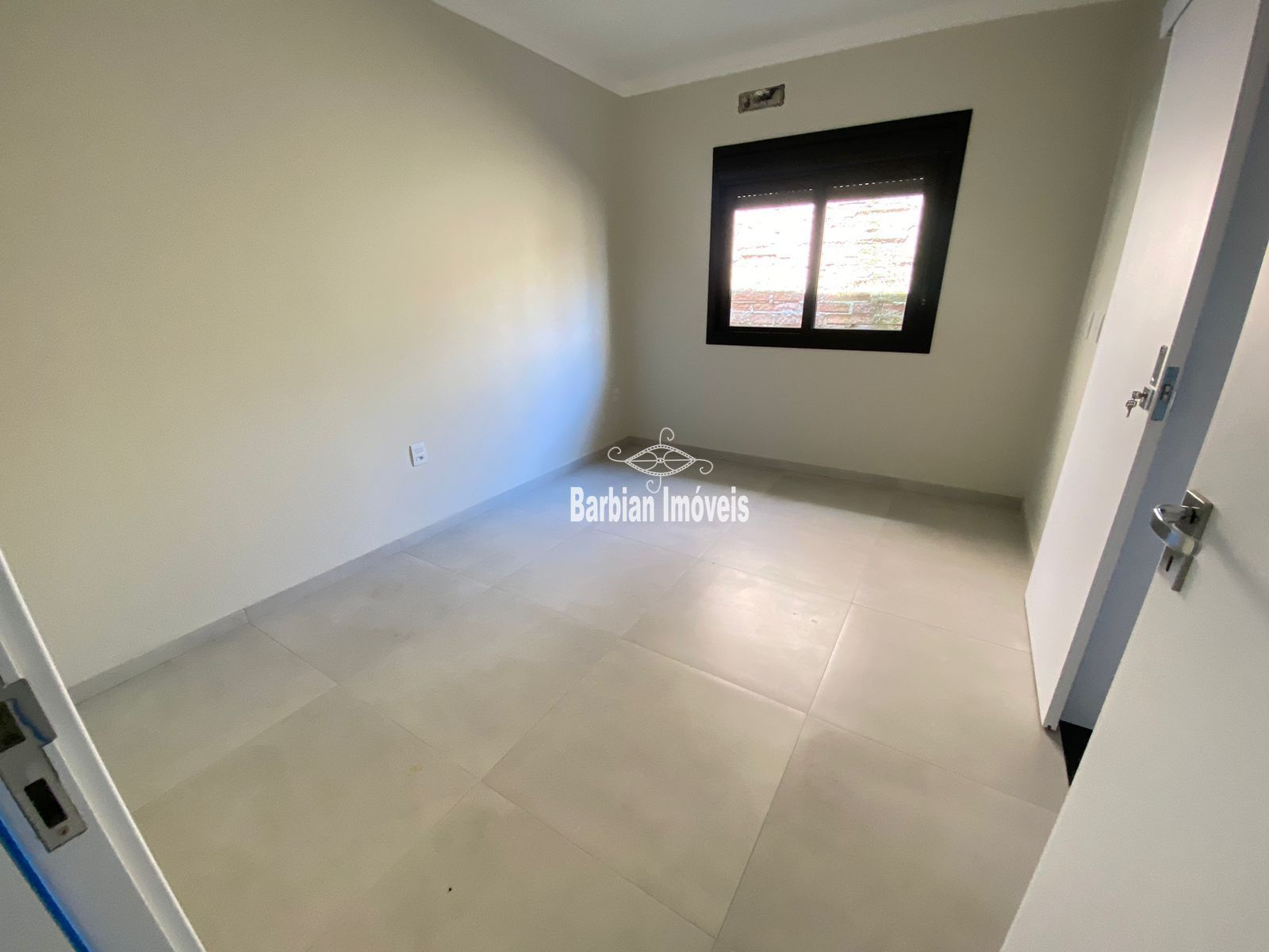 Casa à venda com 3 quartos, 110m² - Foto 11