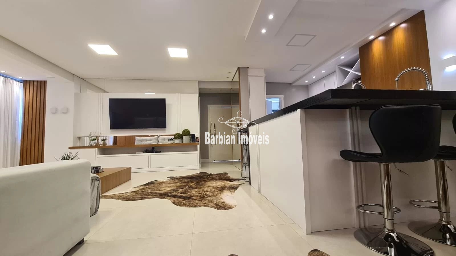 Apartamento à venda com 3 quartos, 136m² - Foto 5