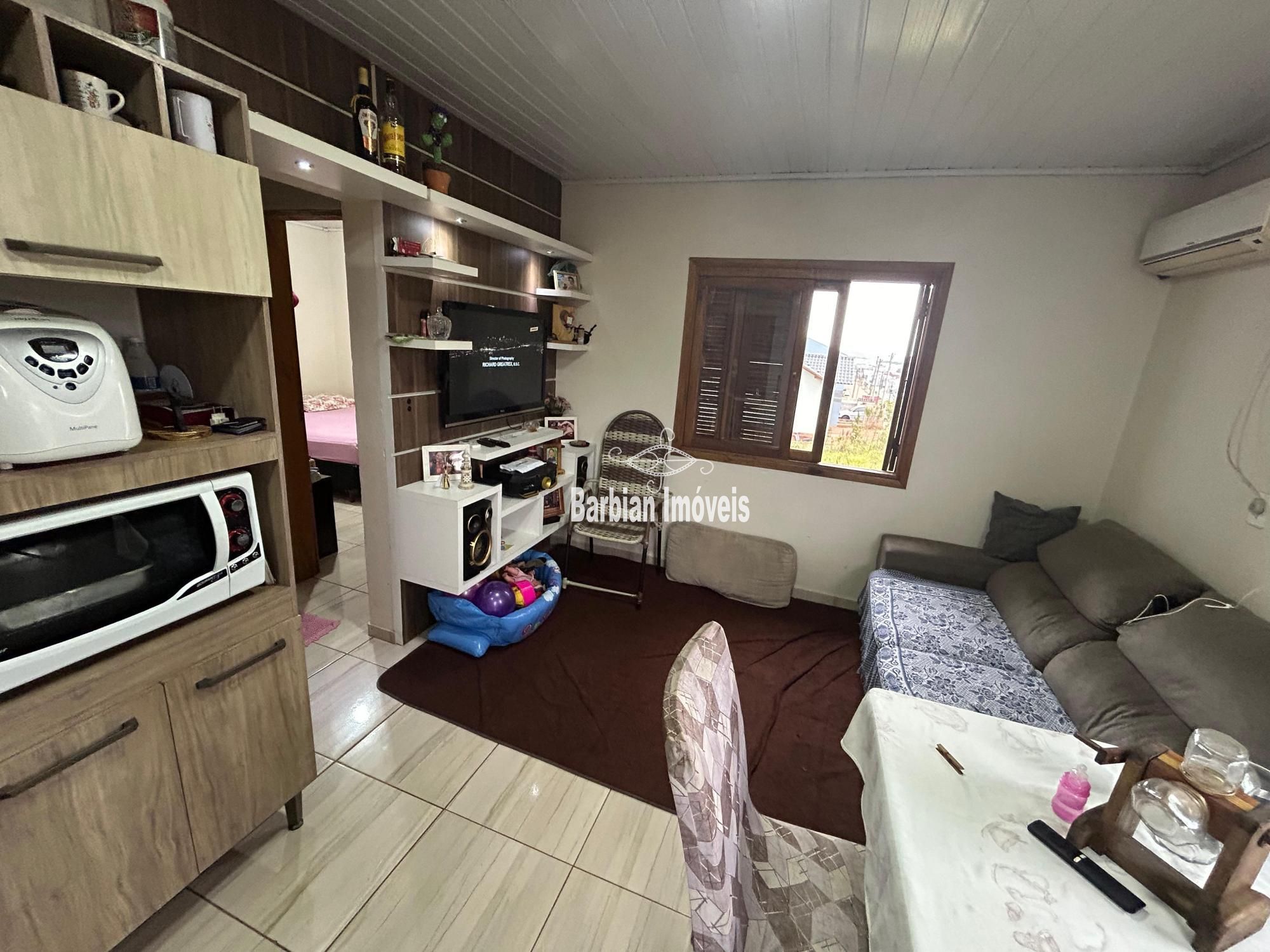 Casa à venda com 2 quartos, 45m² - Foto 2