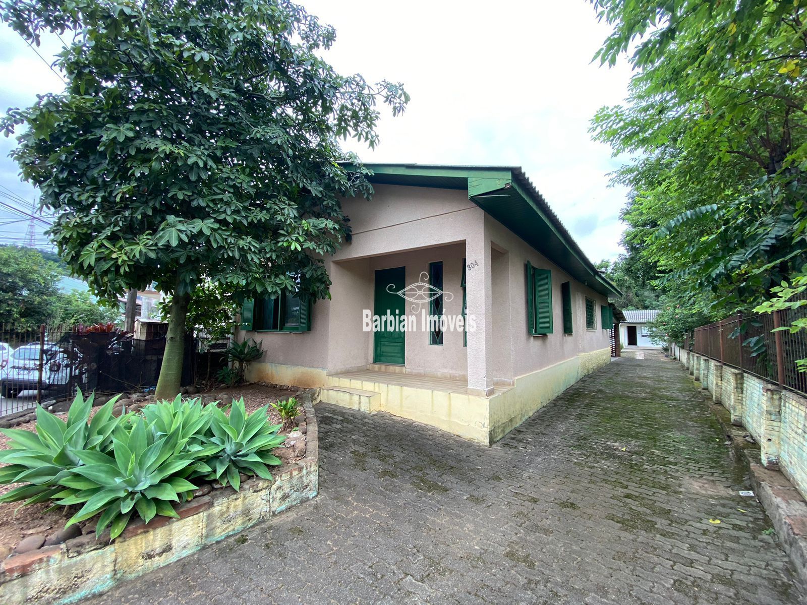 Casa, 3 quartos, 231 m² - Foto 2