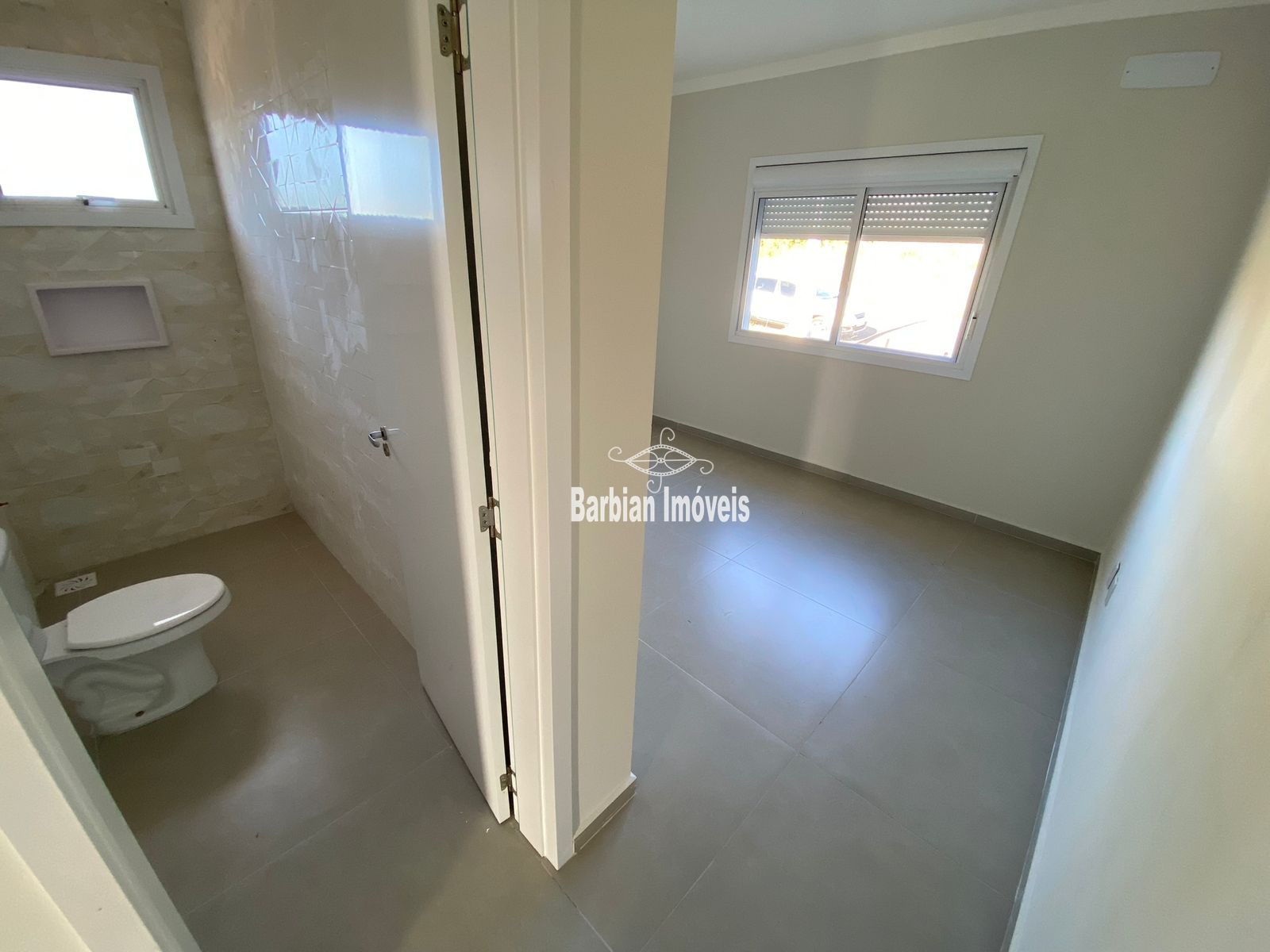 Casa à venda com 3 quartos, 121m² - Foto 14