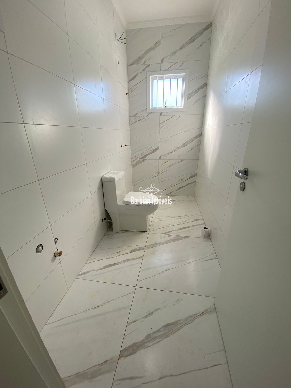 Casa à venda com 3 quartos, 118m² - Foto 9