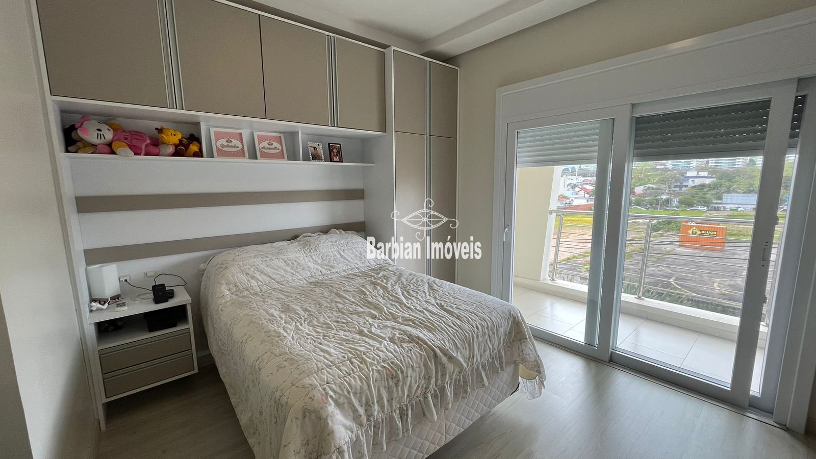 Casa à venda com 3 quartos, 279m² - Foto 27