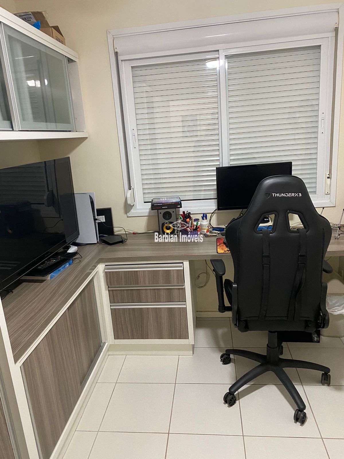 Apartamento à venda com 3 quartos, 105m² - Foto 8