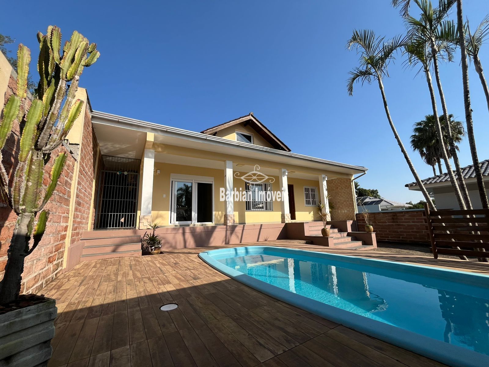 Casa, 3 quartos, 230 m² - Foto 2