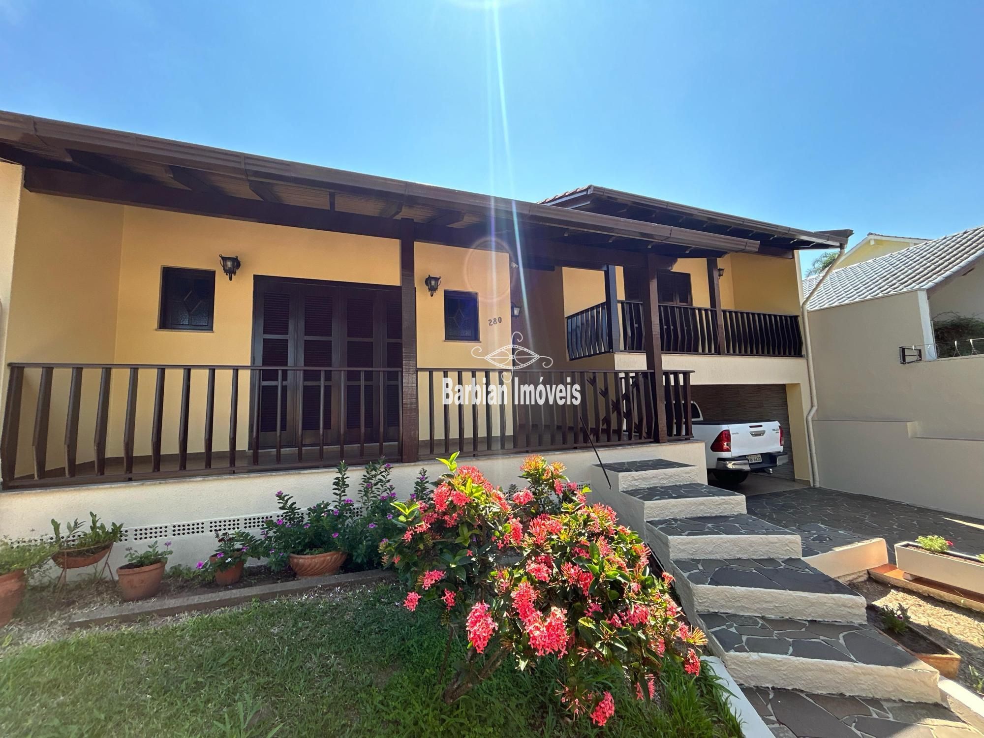 Casa à venda  no Santo Inácio - Santa Cruz do Sul, RS. Imóveis