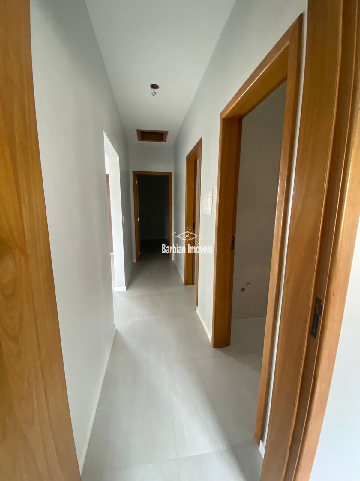 Casa à venda com 3 quartos, 106m² - Foto 12