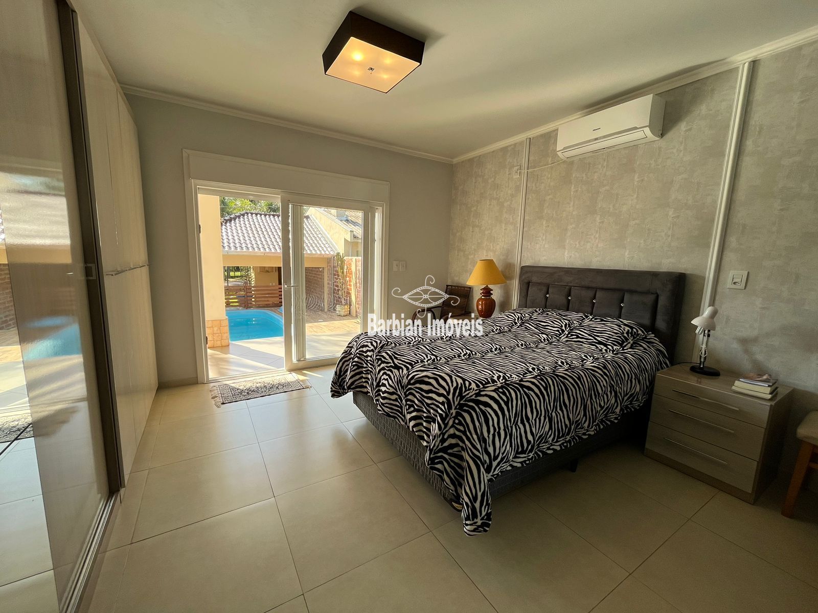 Casa, 3 quartos, 230 m² - Foto 22