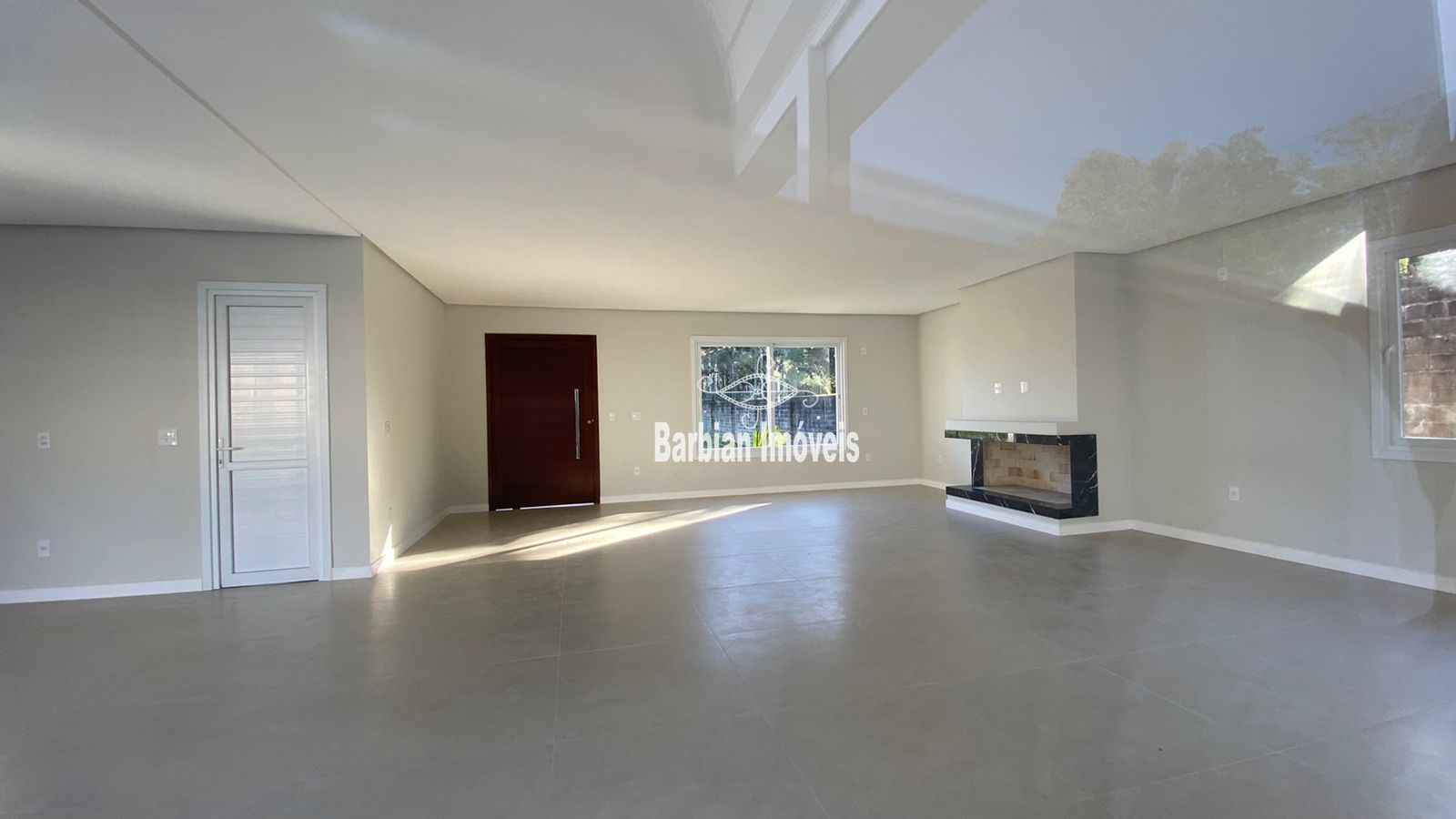 Casa, 3 quartos, 242 m² - Foto 4