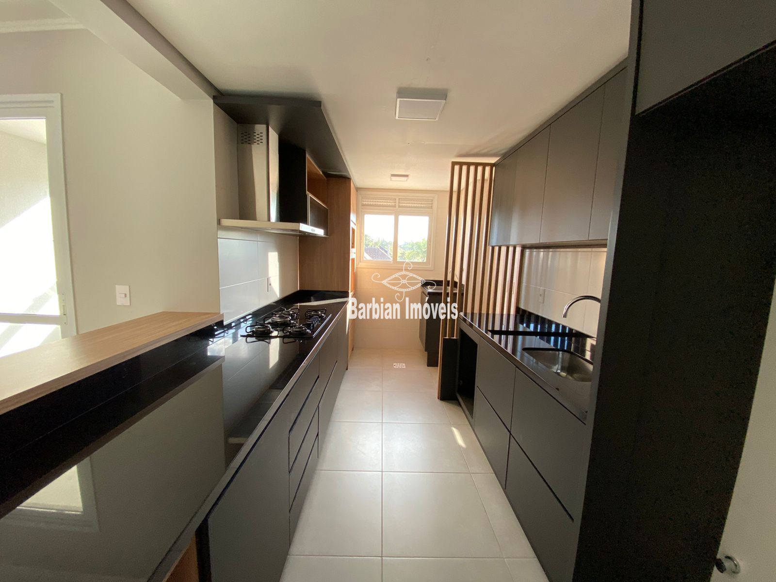 Apartamento à venda com 2 quartos, 87m² - Foto 4
