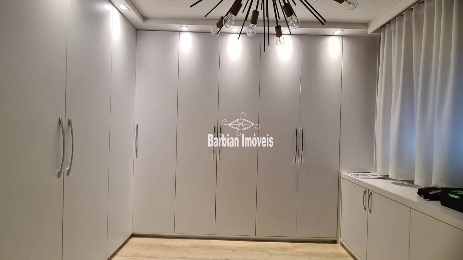 Apartamento à venda com 3 quartos, 136m² - Foto 11