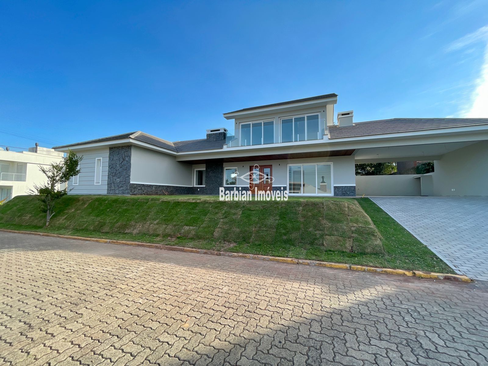 Casa à venda  no Country - Santa Cruz do Sul, RS. Imóveis
