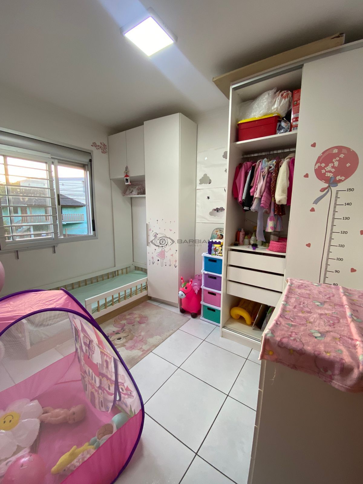 Apartamento com 2 Dormitórios à venda, 61 m² por R$ 350.000,00 Apartamento com 2 Dormitórios à venda, 61 m² por R$ 350.000,00