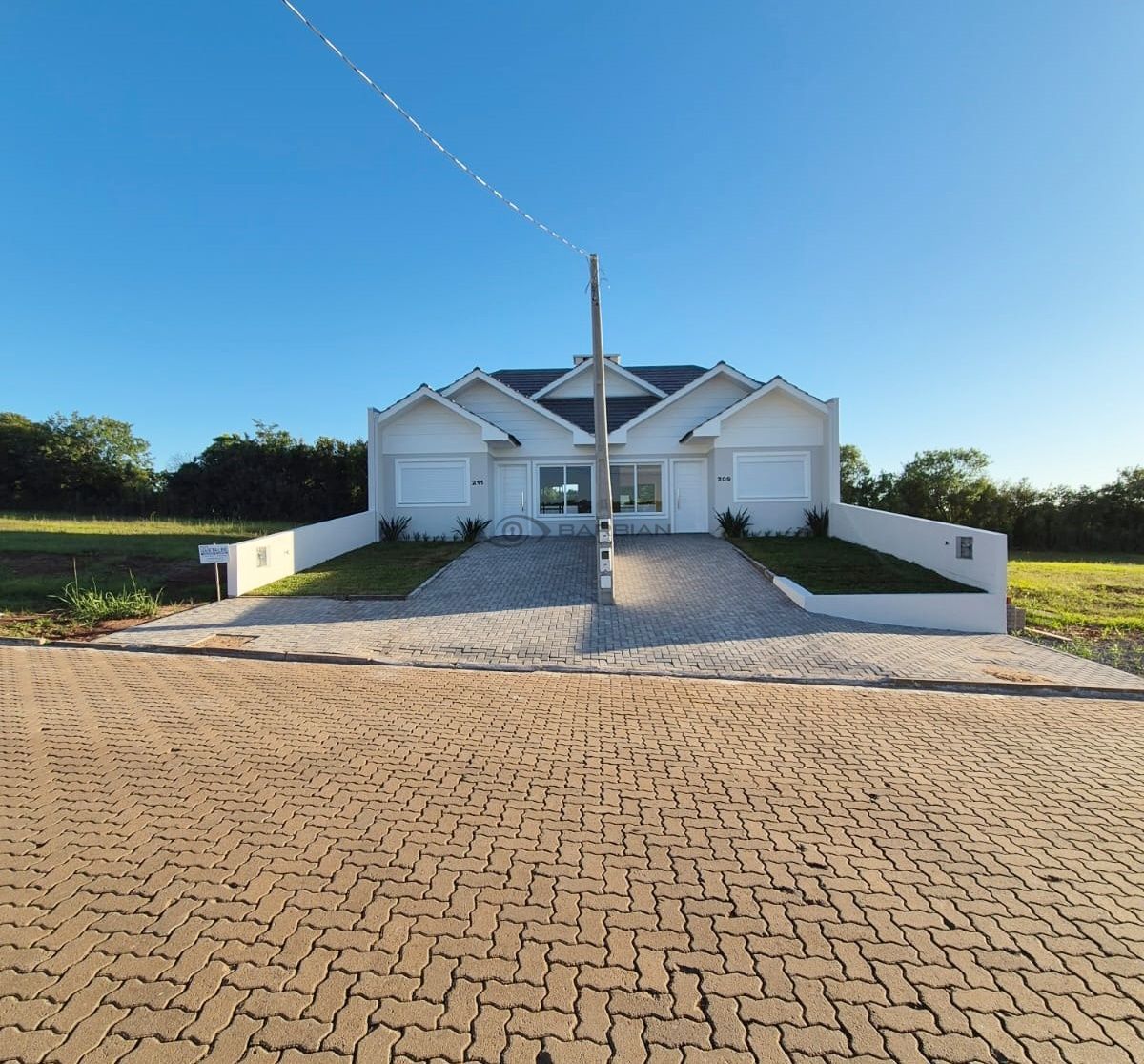 Casa à venda  no Linha Santa Cruz - Santa Cruz do Sul, RS. Imóveis