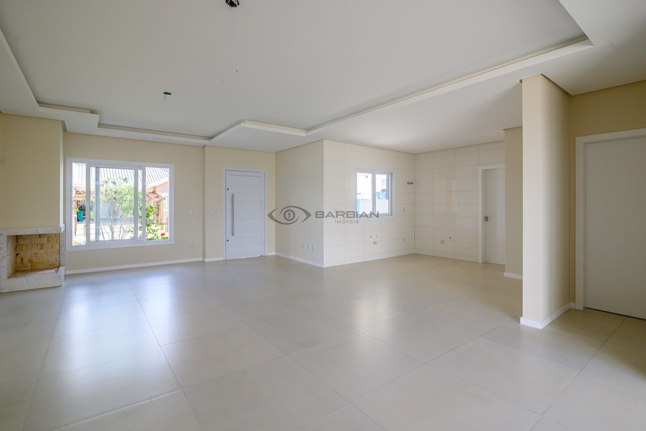 Casa com 3 Dormitórios para alugar, 168 m² por R$ 6.300,00 Casa com 3 Dormitórios para alugar, 168 m² por R$ 6.300,00