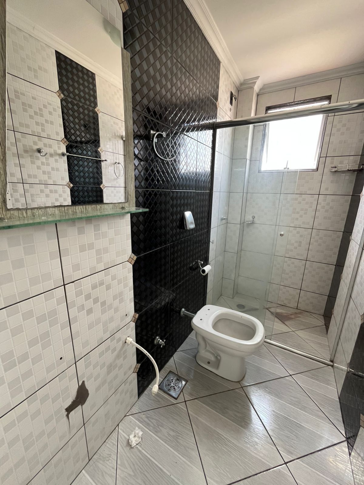 Apartamento com 2 Dormitórios à venda, 61 m² por R$ 240.000,00 Apartamento com 2 Dormitórios à venda, 61 m² por R$ 240.000,00