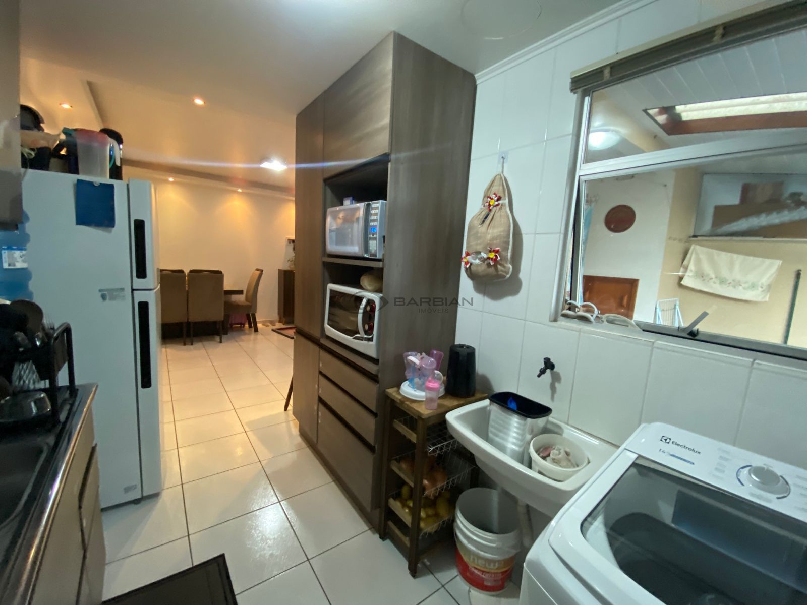 Apartamento com 2 Dormitórios à venda, 61 m² por R$ 350.000,00 Apartamento com 2 Dormitórios à venda, 61 m² por R$ 350.000,00