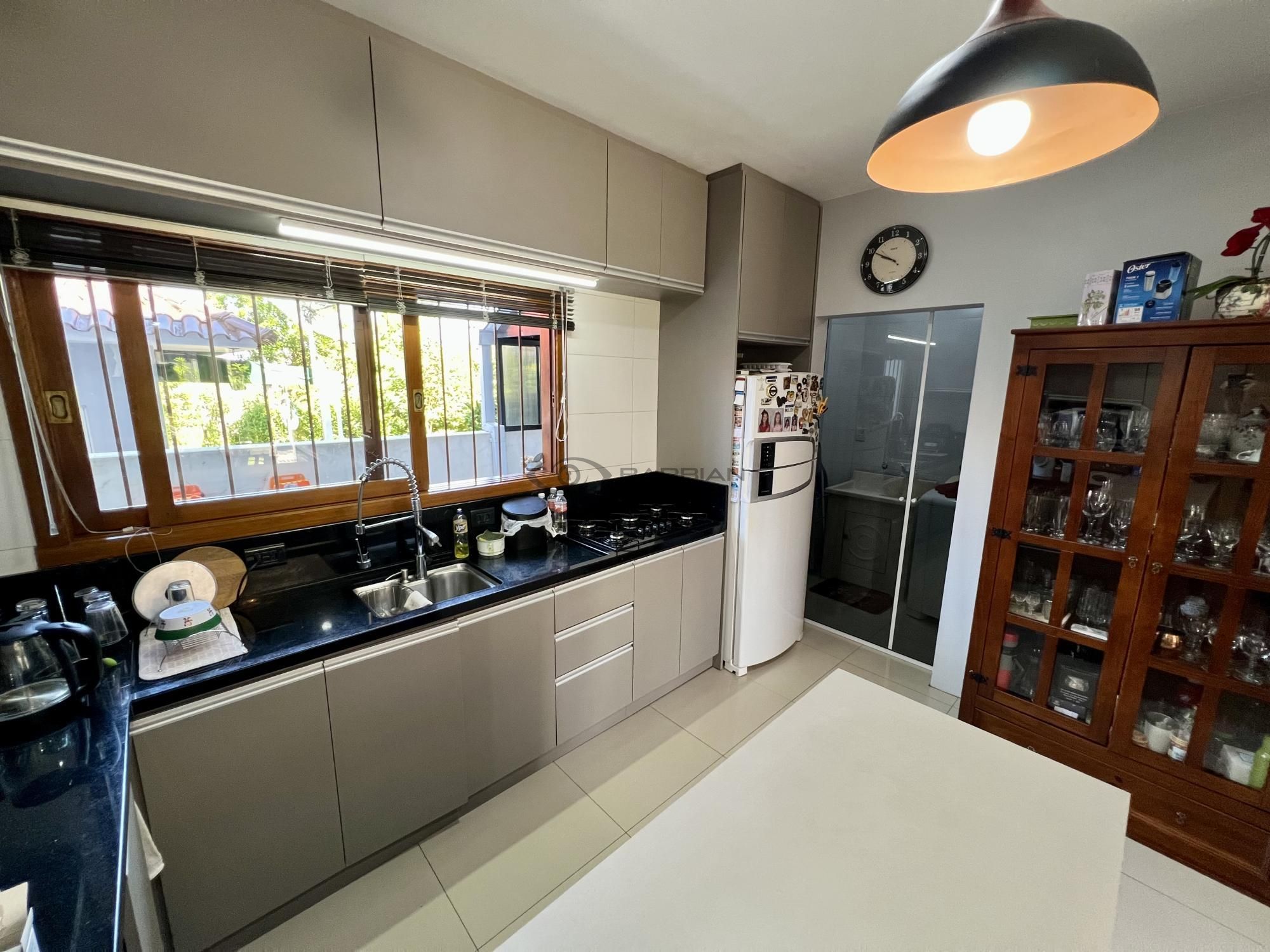 Apartamento com 3 Dormitórios à venda, 105 m² por R$ 550.000,00 Apartamento com 3 Dormitórios à venda, 105 m² por R$ 550.000,00