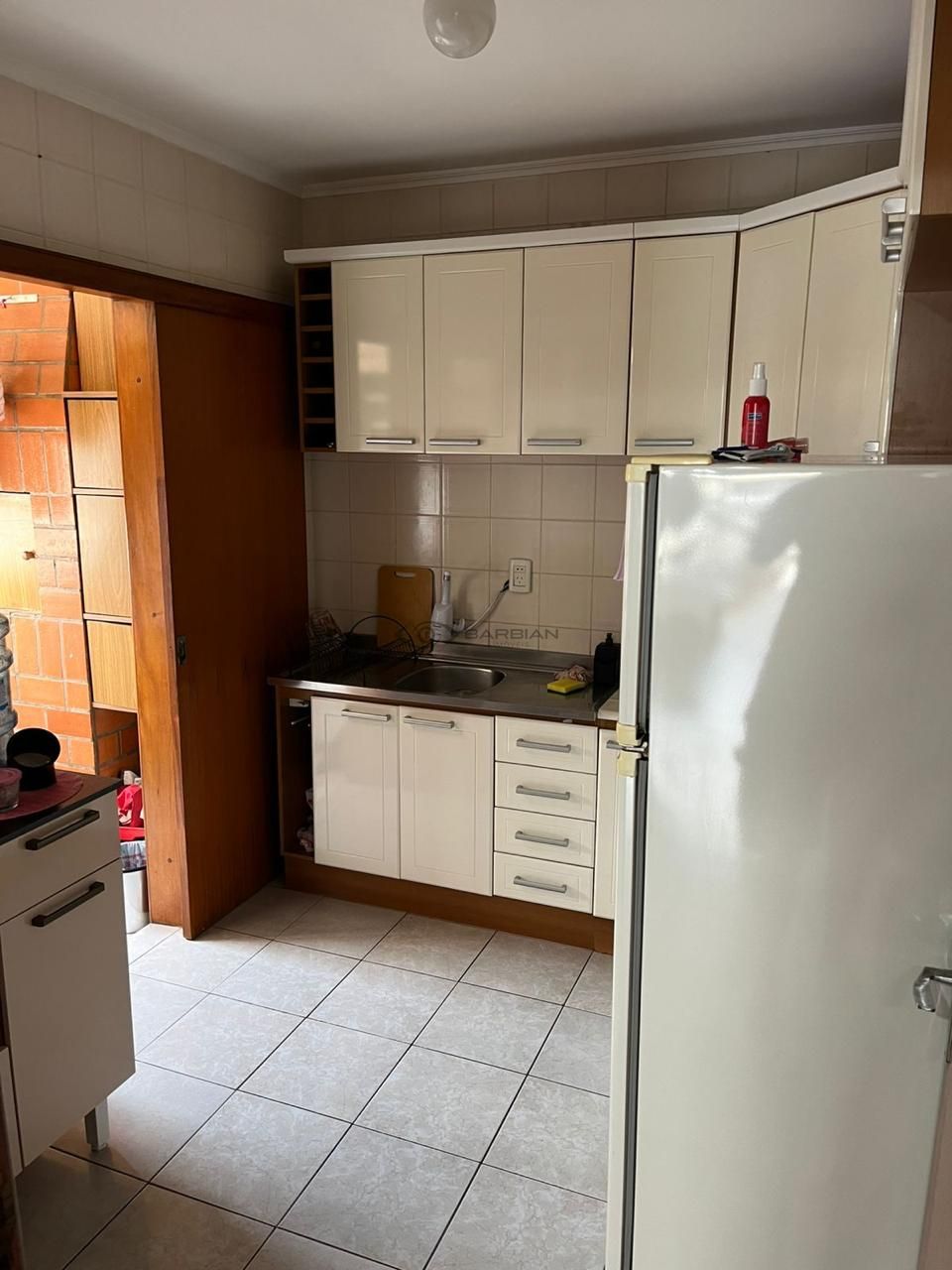 Apartamento com 2 Dormitórios à venda, 73 m² por R$ 300.000,00 Apartamento com 2 Dormitórios à venda, 73 m² por R$ 300.000,00