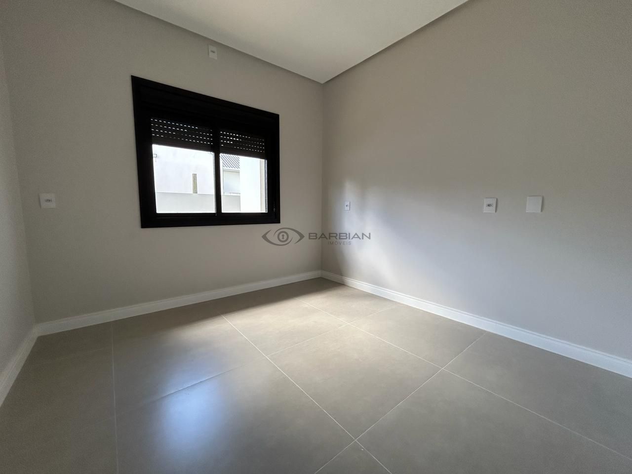 Casa com 3 Dormitórios à venda, 144 m² por R$ 700.000,00 Casa com 3 Dormitórios à venda, 144 m² por R$ 700.000,00