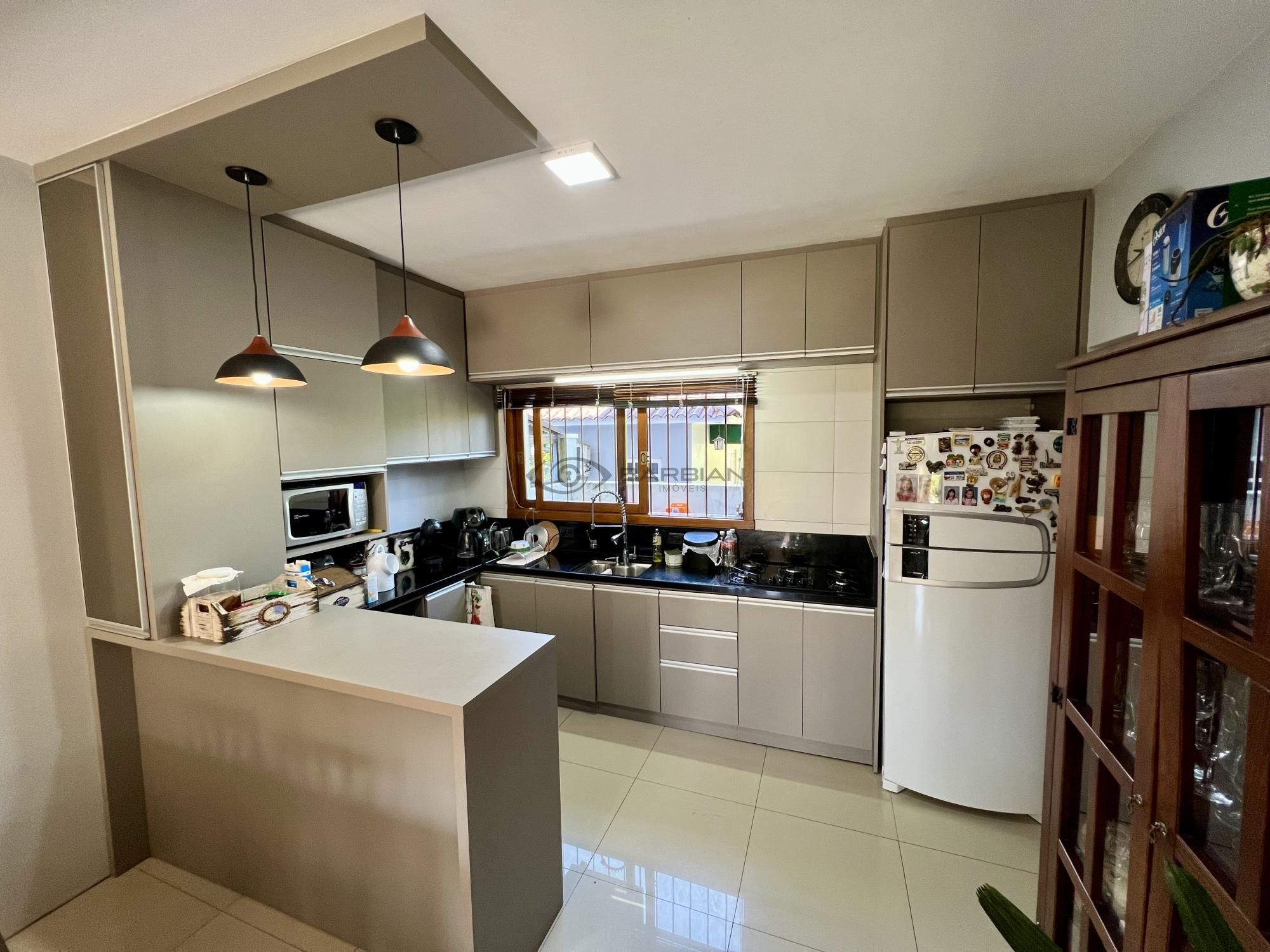 Apartamento com 3 Dormitórios à venda, 105 m² por R$ 550.000,00 Apartamento com 3 Dormitórios à venda, 105 m² por R$ 550.000,00