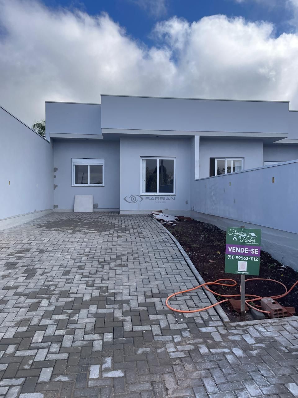 Casa à venda  no Linha Santa Cruz - Santa Cruz do Sul, RS. Imóveis