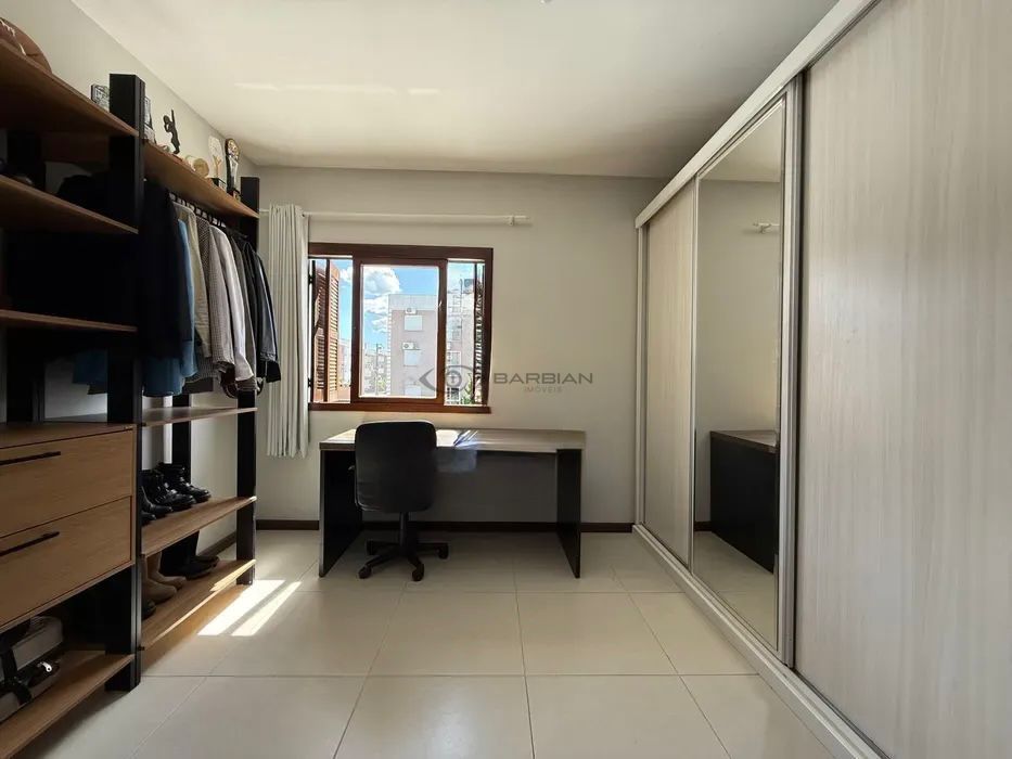 Apartamento com 2 Dormitórios à venda, 82 m² por R$ 430.000,00 Apartamento com 2 Dormitórios à venda, 82 m² por R$ 430.000,00