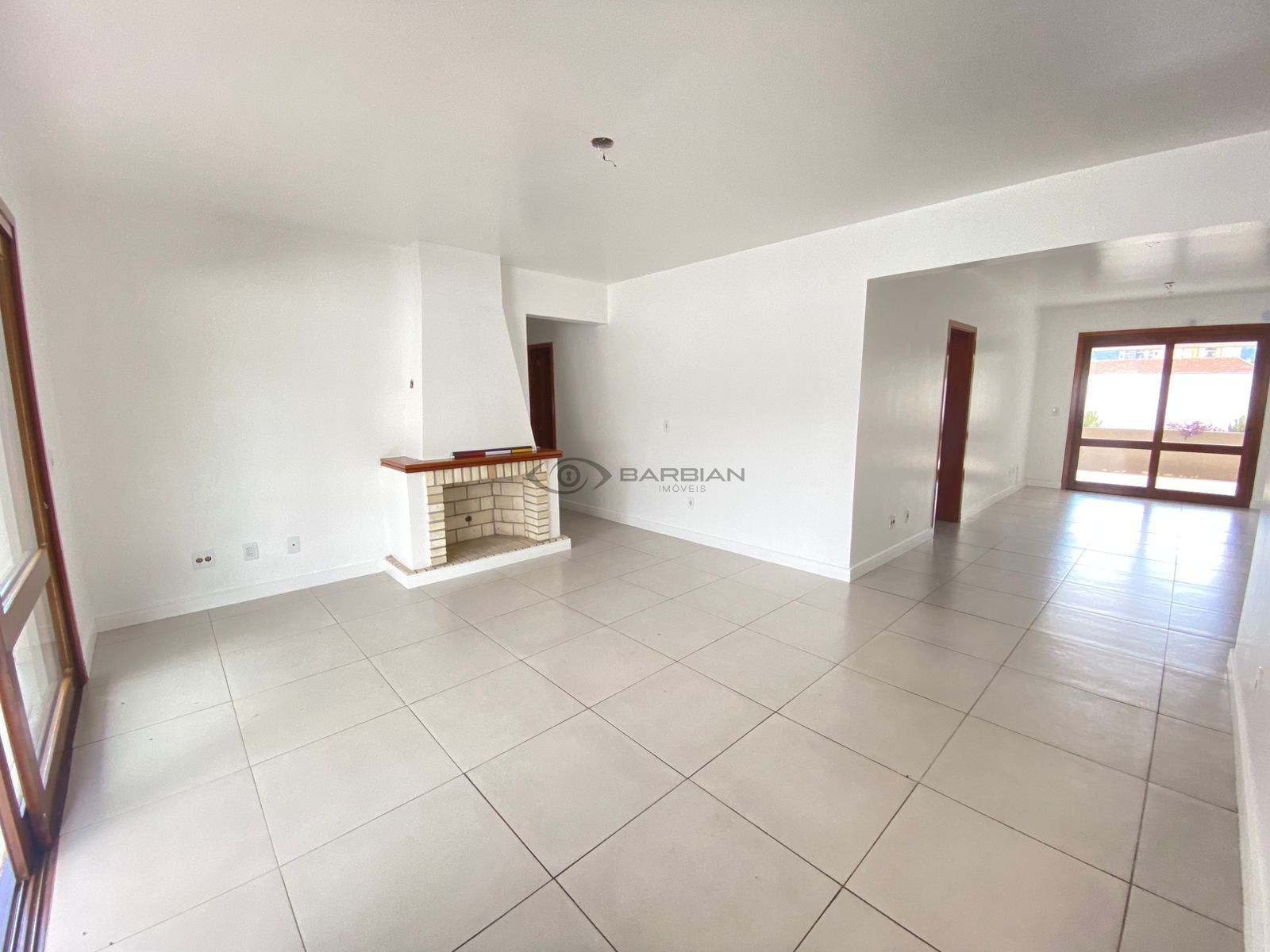 Apartamento com 4 Dormitórios à venda, 234 m² por R$ 800.000,00 Apartamento com 4 Dormitórios à venda, 234 m² por R$ 800.000,00