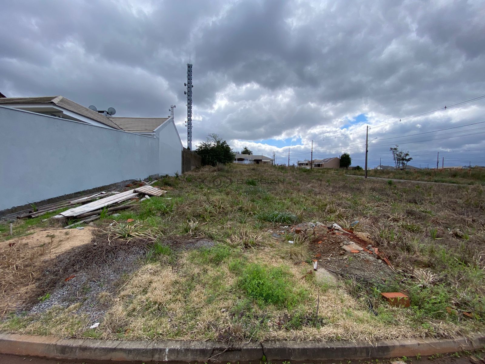 Terreno/Lote à venda  no João Alves - Santa Cruz do Sul, RS. Imóveis