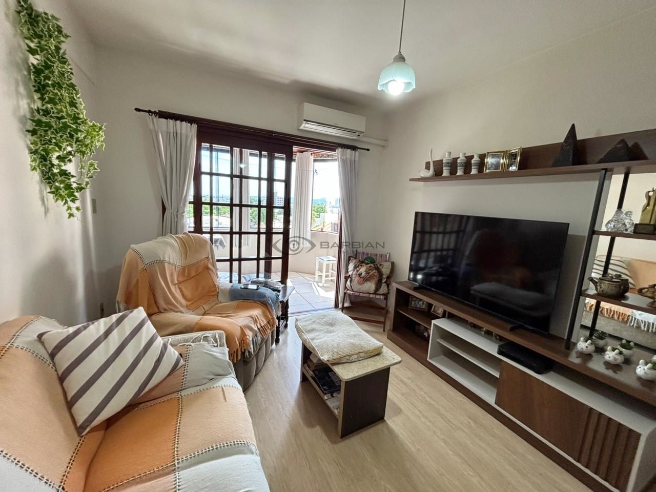 Apartamento com 2 Dormitórios à venda, 82 m² por R$ 559.000,00 Apartamento com 2 Dormitórios à venda, 82 m² por R$ 559.000,00