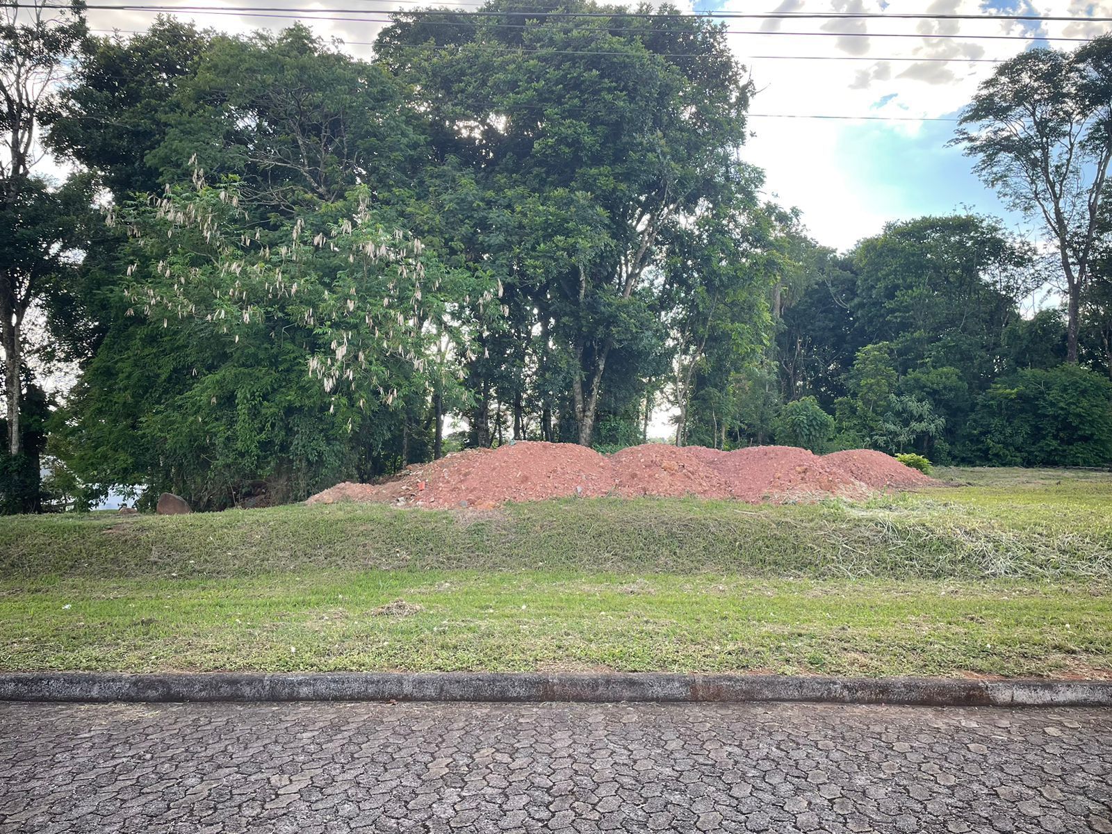 Terreno/Lote à venda  no Country - Santa Cruz do Sul, RS. Imóveis