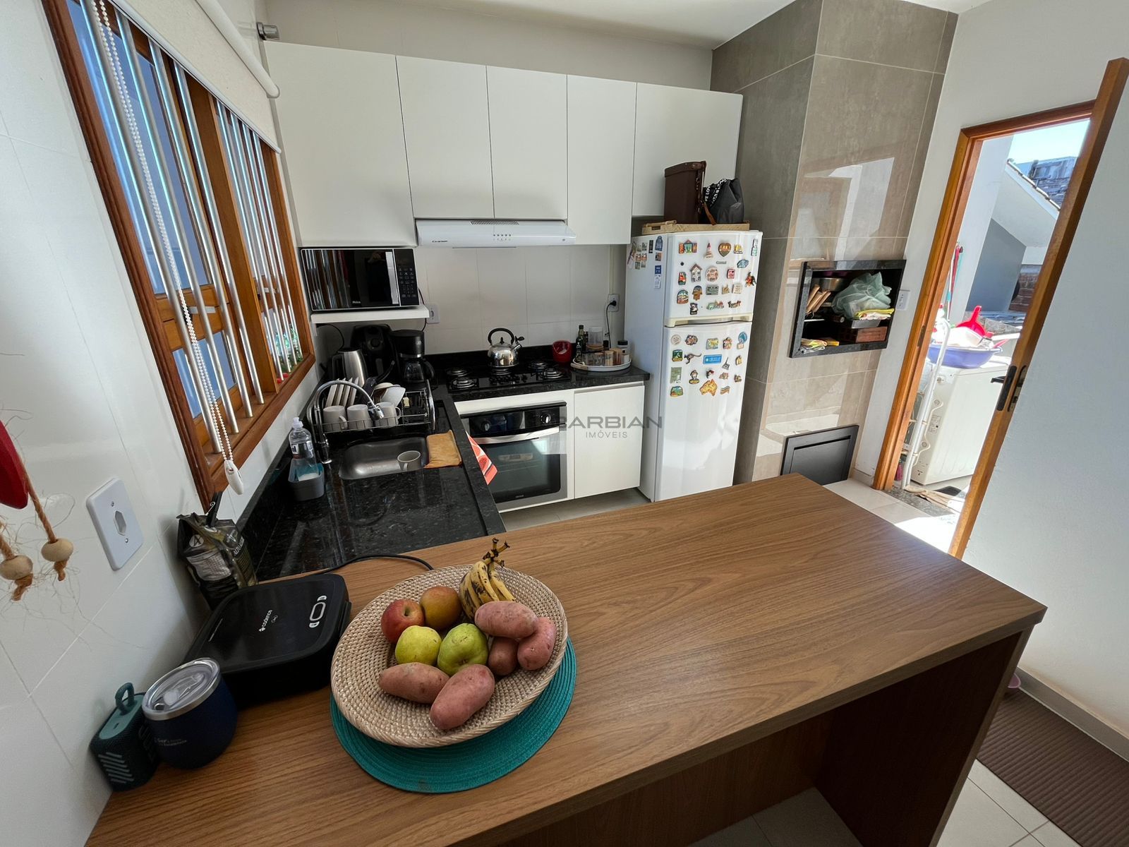 Casa com 2 Dormitórios à venda, 73 m² por R$ 315.000,00 Casa com 2 Dormitórios à venda, 73 m² por R$ 315.000,00