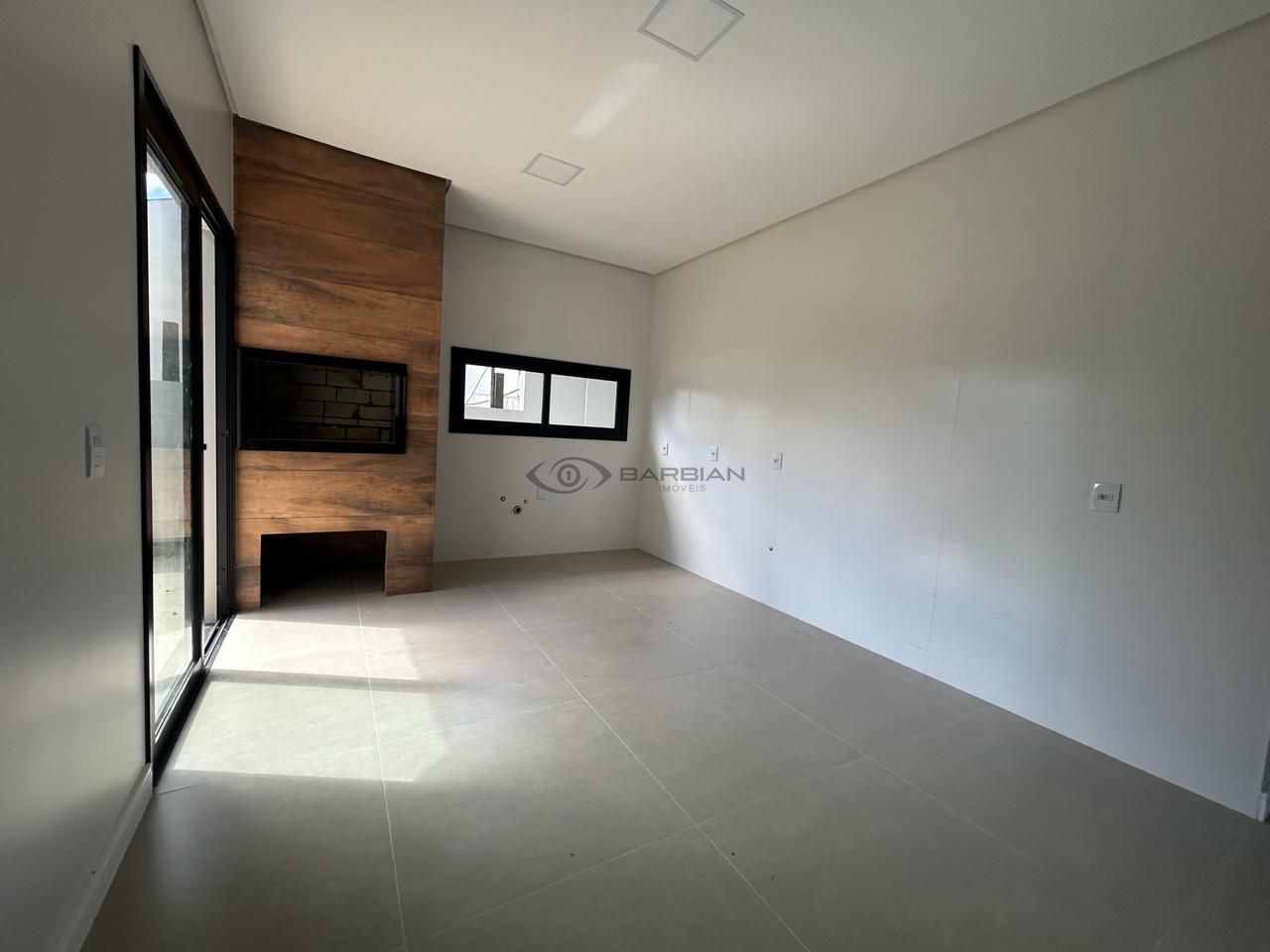 Casa com 3 Dormitórios à venda, 144 m² por R$ 700.000,00 Casa com 3 Dormitórios à venda, 144 m² por R$ 700.000,00