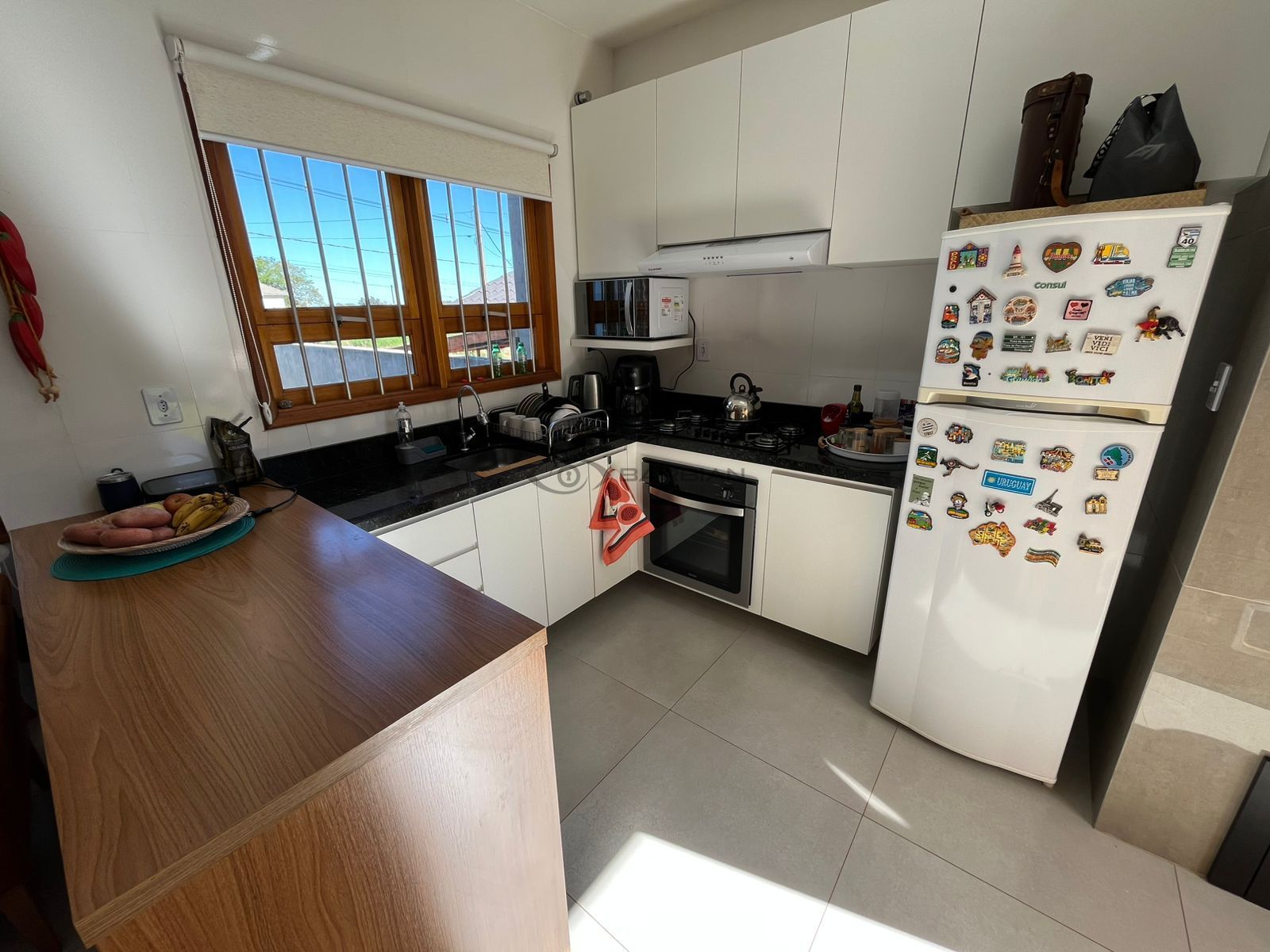 Casa com 2 Dormitórios à venda, 73 m² por R$ 315.000,00 Casa com 2 Dormitórios à venda, 73 m² por R$ 315.000,00