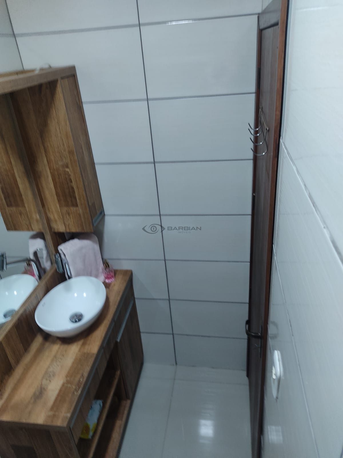 Apartamento com 2 Dormitórios à venda, 85 m² por R$ 335.000,00 Apartamento com 2 Dormitórios à venda, 85 m² por R$ 335.000,00