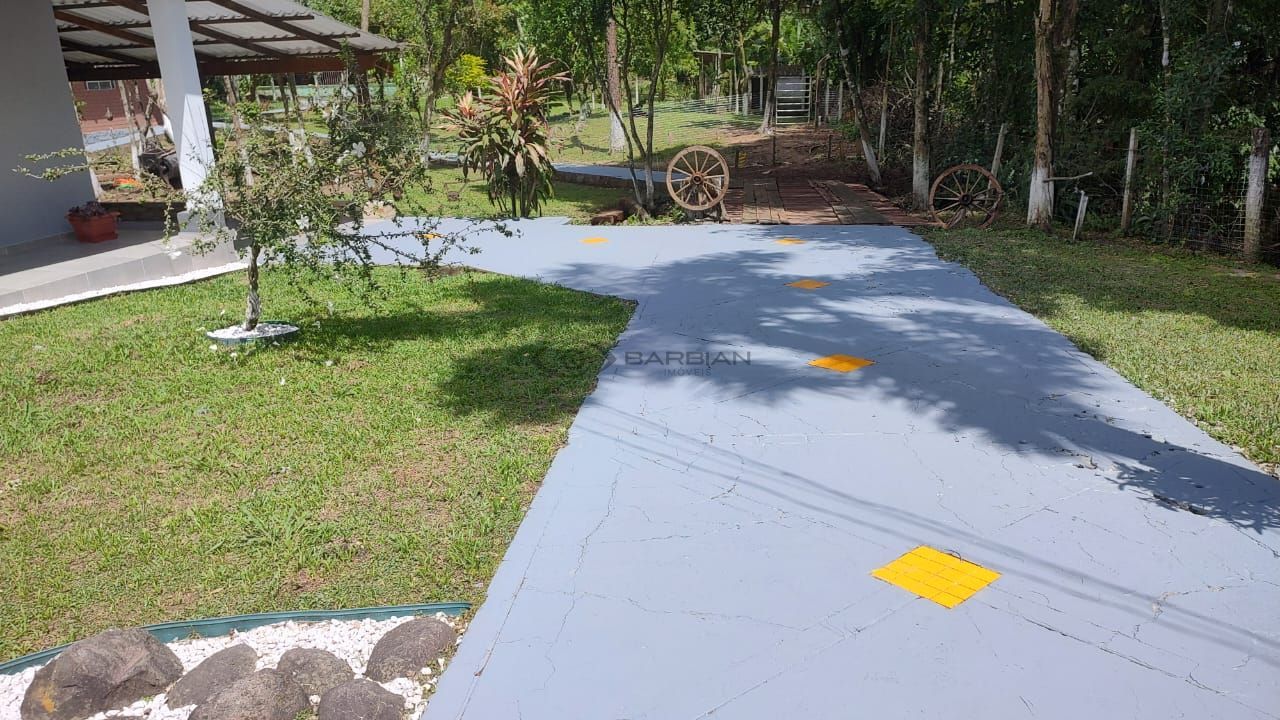 Fazenda/sítio/chácara/haras com 3 Dormitórios à venda, 3.101 m² por R$ 690.000,00 Fazenda/sítio/chácara/haras com 3 Dormitórios à venda, 3.101 m² por R$ 690.000,00