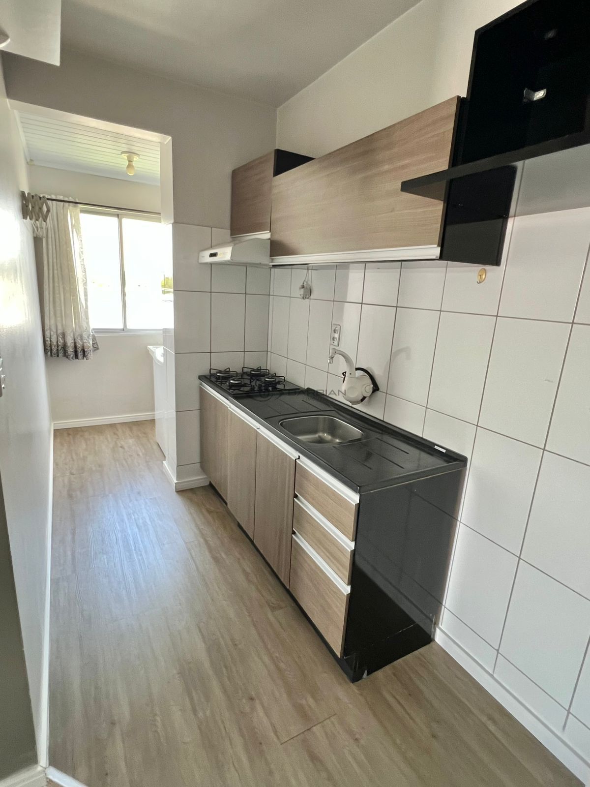 Apartamento com 2 Dormitórios à venda, 54 m² por R$ 300.000,00 Apartamento com 2 Dormitórios à venda, 54 m² por R$ 300.000,00