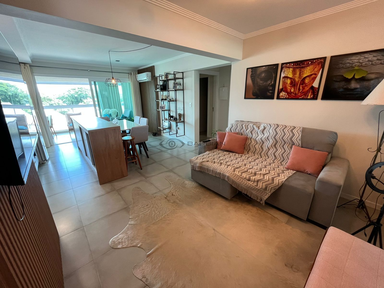 Apartamento com 2 Dormitórios à venda, 90 m² por R$ 850.000,00 Apartamento com 2 Dormitórios à venda, 90 m² por R$ 850.000,00