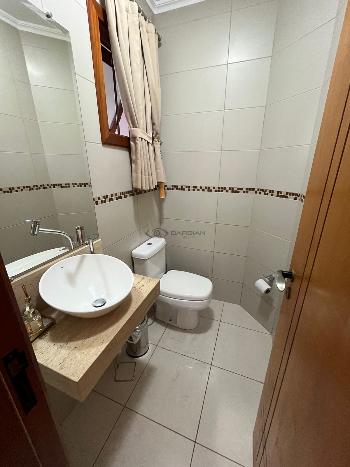 Apartamento com 3 Dormitórios à venda, 188 m² por R$ 710.000,00 Apartamento com 3 Dormitórios à venda, 188 m² por R$ 710.000,00