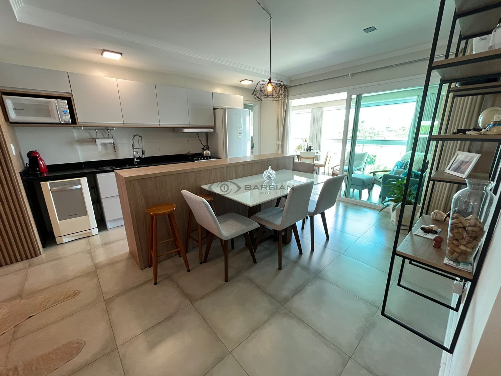 Apartamento com 2 Dormitórios à venda, 90 m² por R$ 850.000,00 Apartamento com 2 Dormitórios à venda, 90 m² por R$ 850.000,00