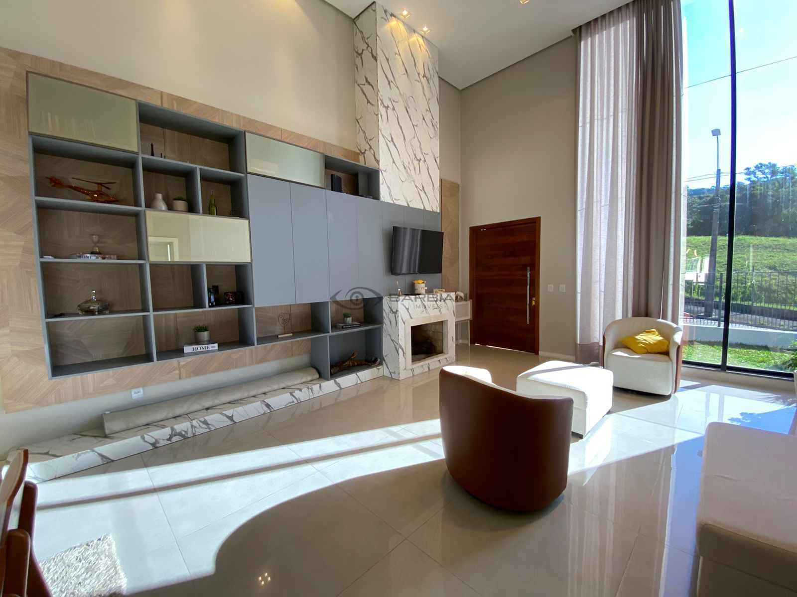 Casa com 4 Dormitórios à venda, 228 m² por R$ 2.100.000,00 Casa com 4 Dormitórios à venda, 228 m² por R$ 2.100.000,00