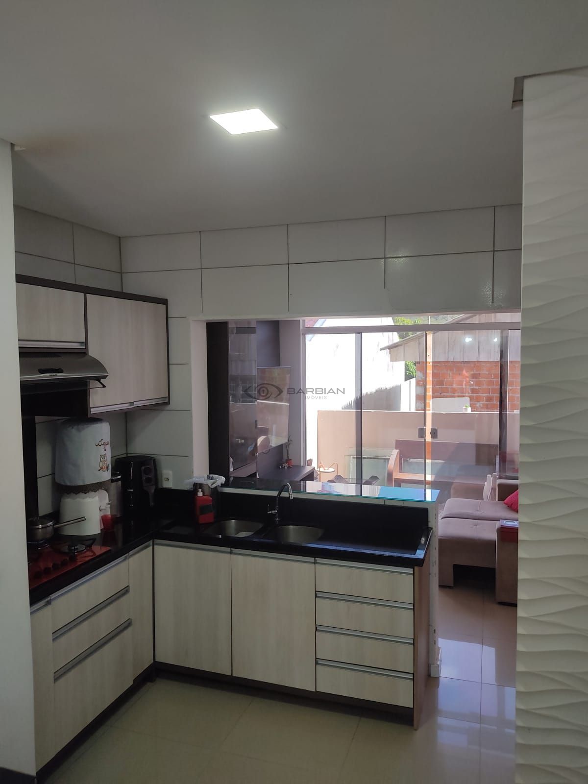 Apartamento com 2 Dormitórios à venda, 85 m² por R$ 335.000,00 Apartamento com 2 Dormitórios à venda, 85 m² por R$ 335.000,00