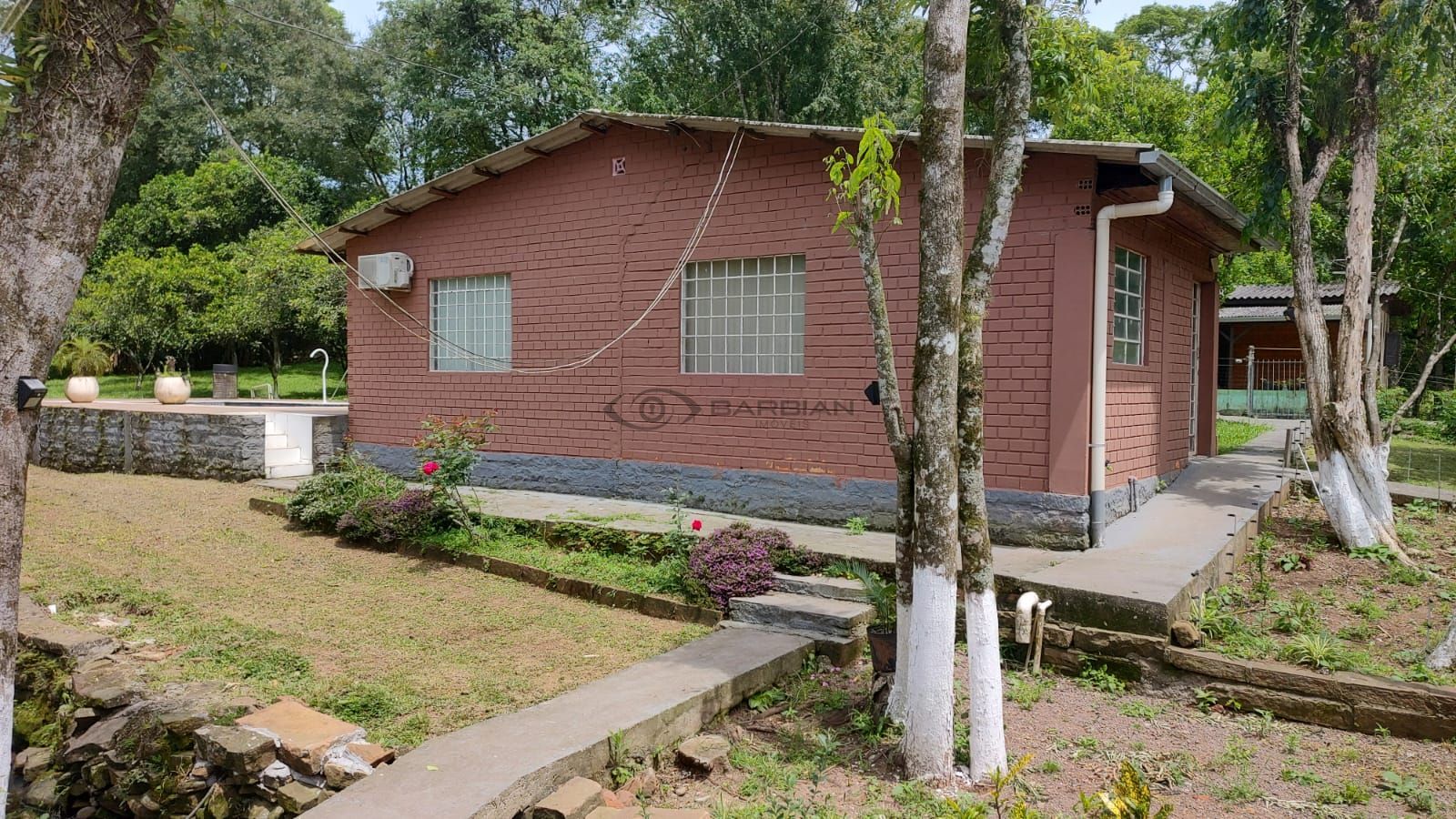 Fazenda/sítio/chácara/haras com 3 Dormitórios à venda, 3.101 m² por R$ 690.000,00 Fazenda/sítio/chácara/haras com 3 Dormitórios à venda, 3.101 m² por R$ 690.000,00