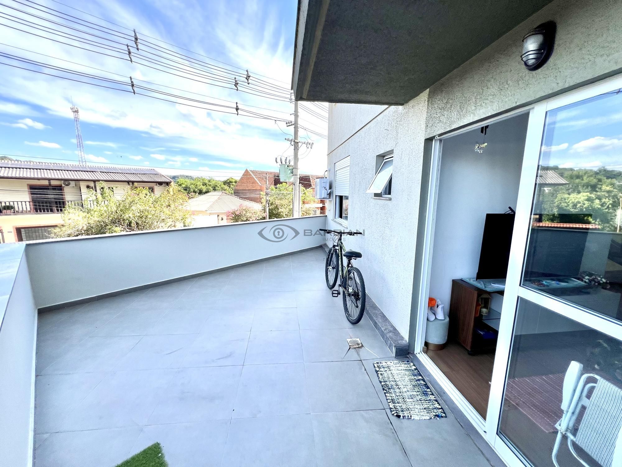 Apartamento com 2 Dormitórios à venda, 77 m² por R$ 480.000,00 Apartamento com 2 Dormitórios à venda, 77 m² por R$ 480.000,00